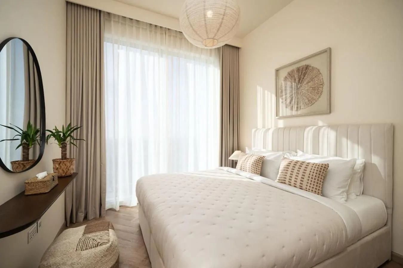 Seraya Residence 8 - 2Bdr - Central Location - Premium Amenities Dubai 0*,  Förenade Arabemiraten
